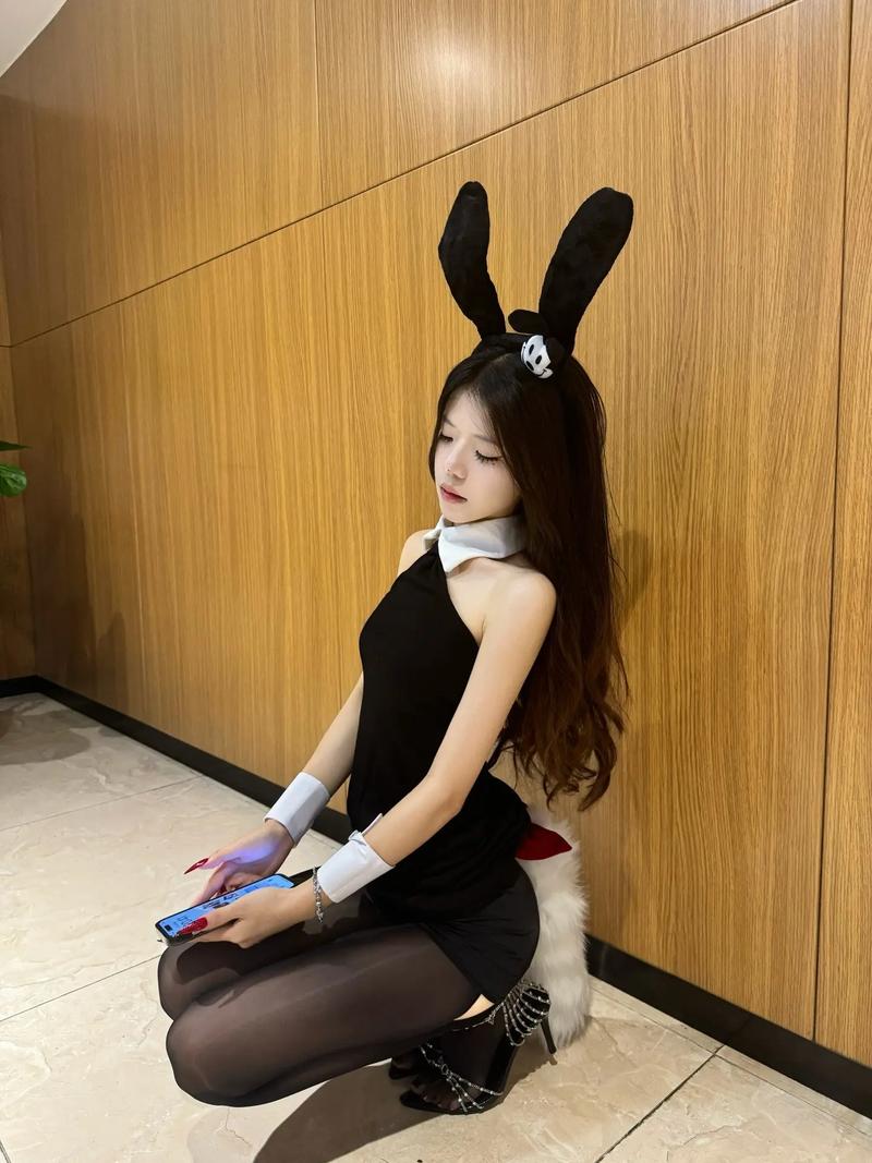 欧美熟妇少妇的相关介绍