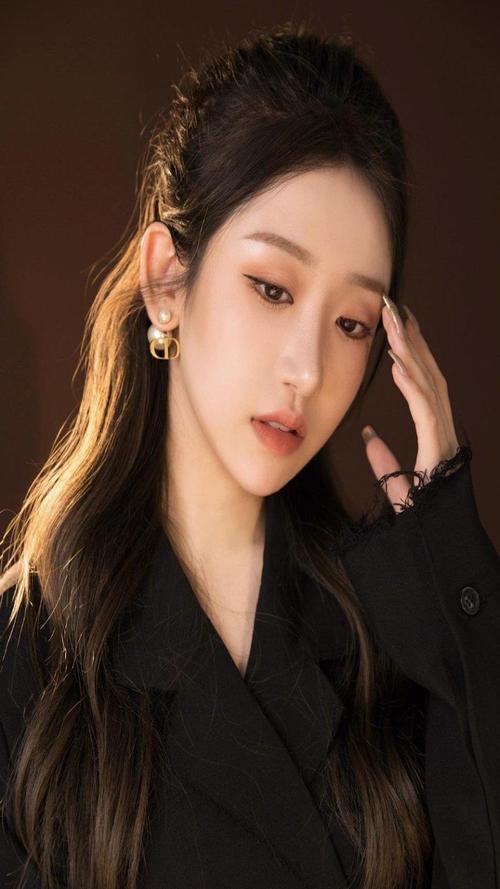 熟女少妇亚洲综合影色的相关介绍