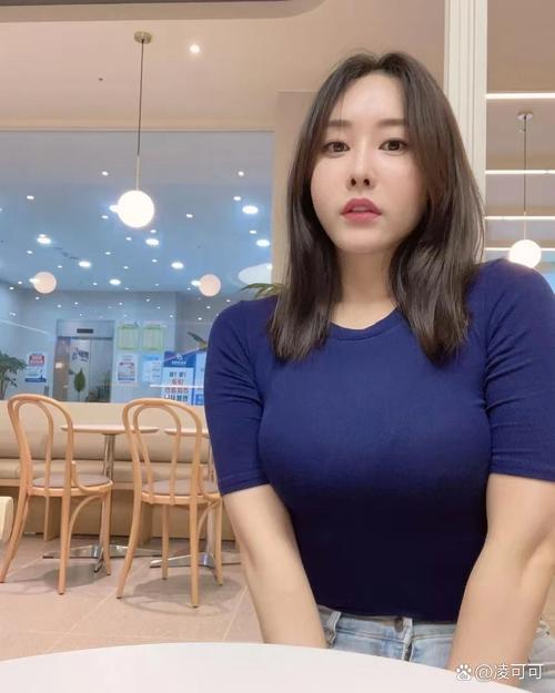 酒店人妻激情偷拍在线的相关介绍