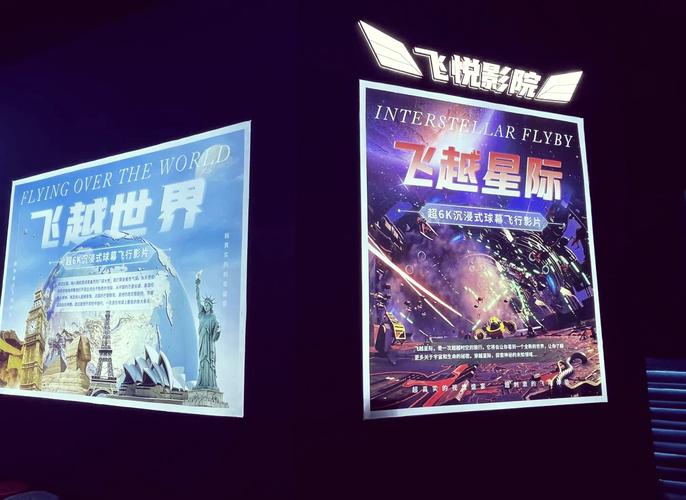 艹处女警花的相关介绍