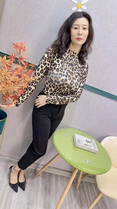 日韩少妇诱惑熟女按摩av的相关介绍